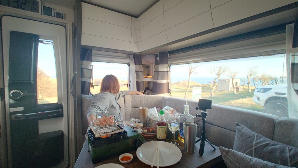 楽しい車中飯&車中泊