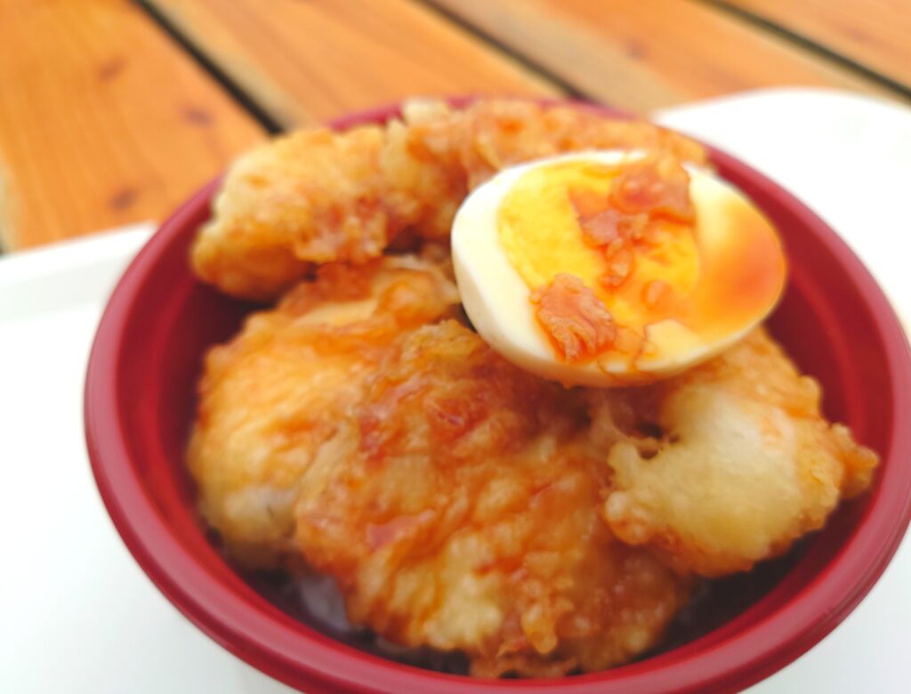 鶏天丼　600円！