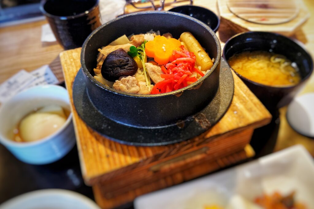 鶏釜飯