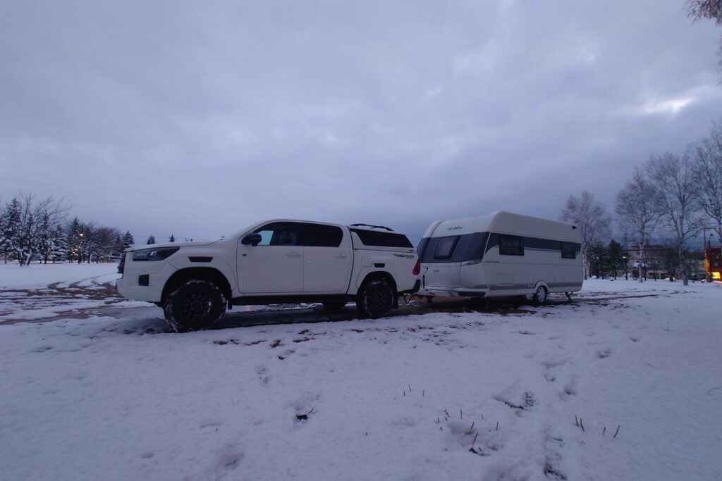 神楽公共駐車場の雪景色