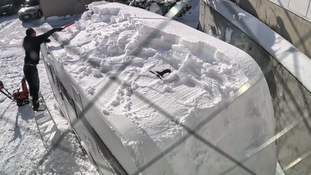 徐々に雪が減ってきた様子